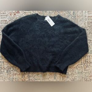 Unsubscribed 100% Raccoon Hair Black Crewneck Sweater sz Medium